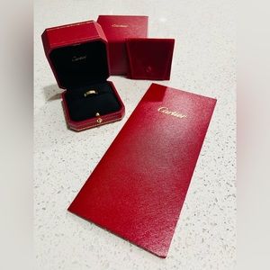 🌸LOVE wedding band, yellow gold (750/1000). Size 50 (size 5 USA).